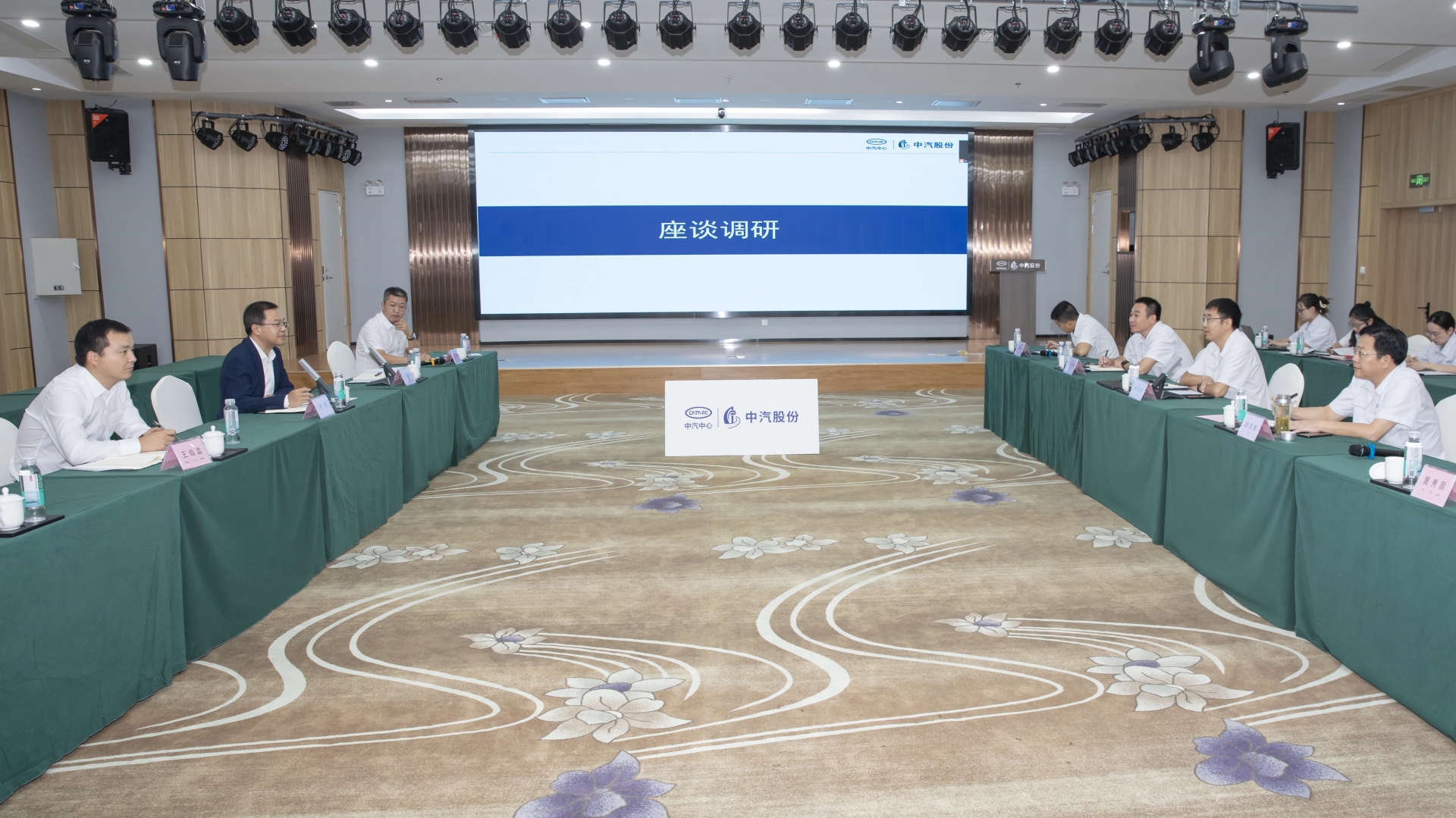 f7dd44bc97d429847f3881caac61970.jpg f7dd44bc97d429847f3881caac61970.jpg