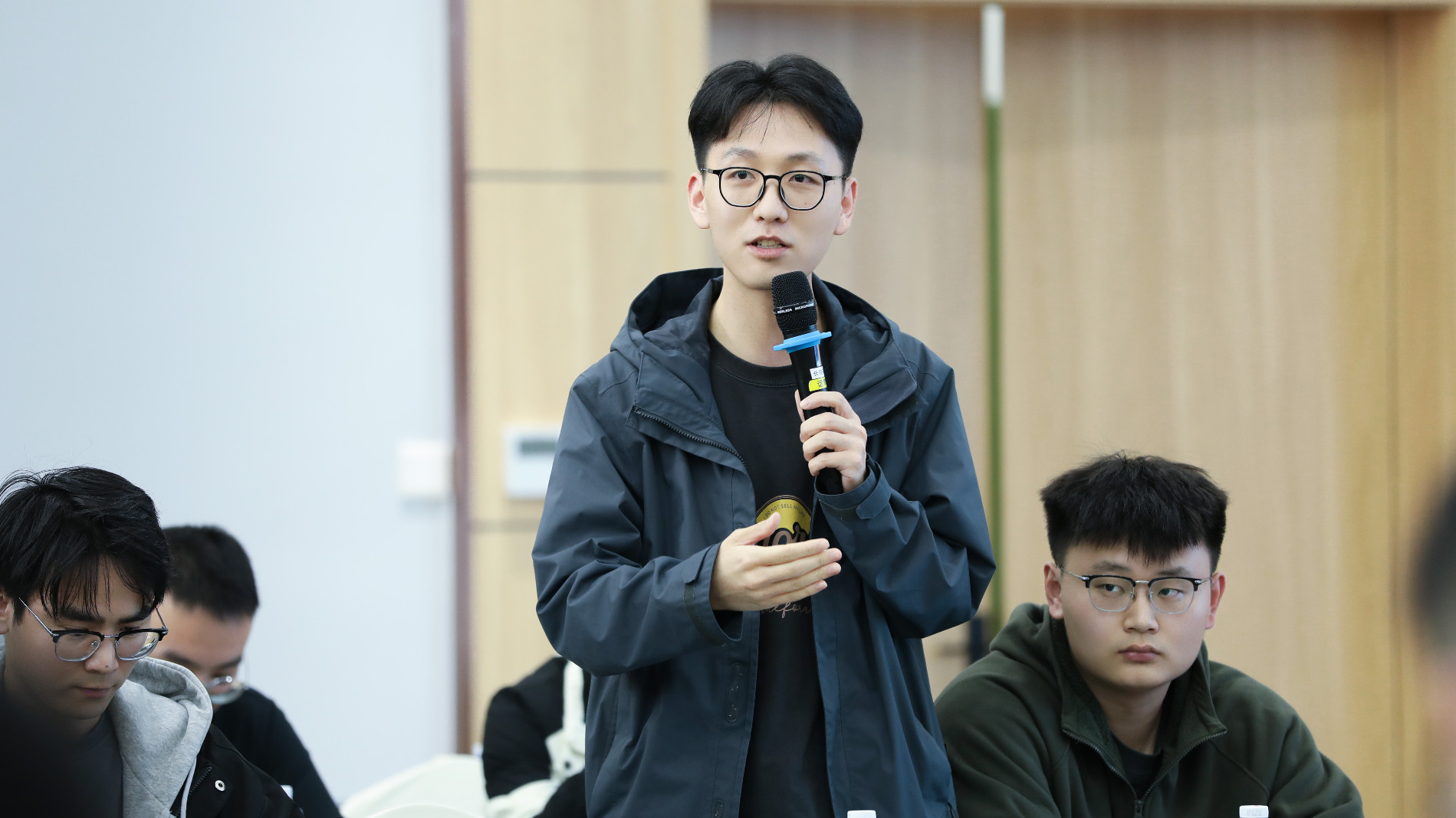 学生5.jpg 学生5.jpg