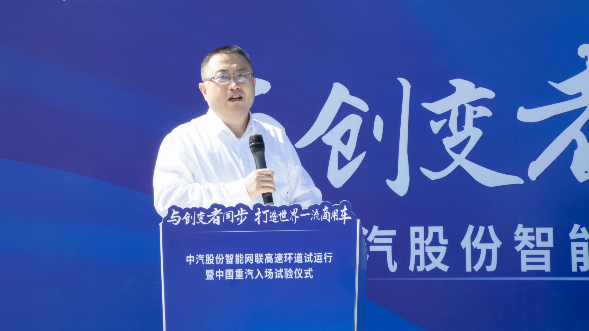 ¶¡Î©Ôƽ²»°.jpg ¶¡Î©Ôƽ²»°.jpg