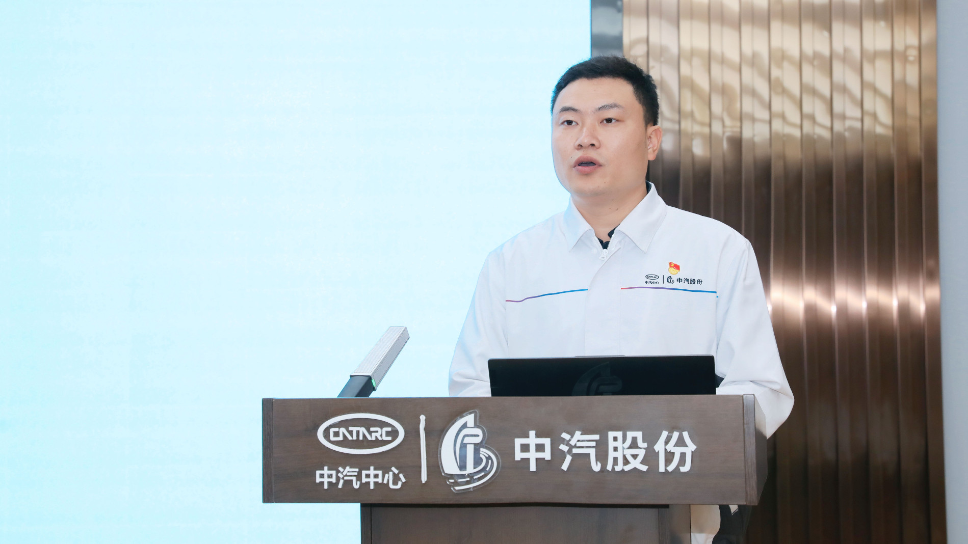 84152917e58635b7a49584fc1e63468.jpg 84152917e58635b7a49584fc1e63468.jpg