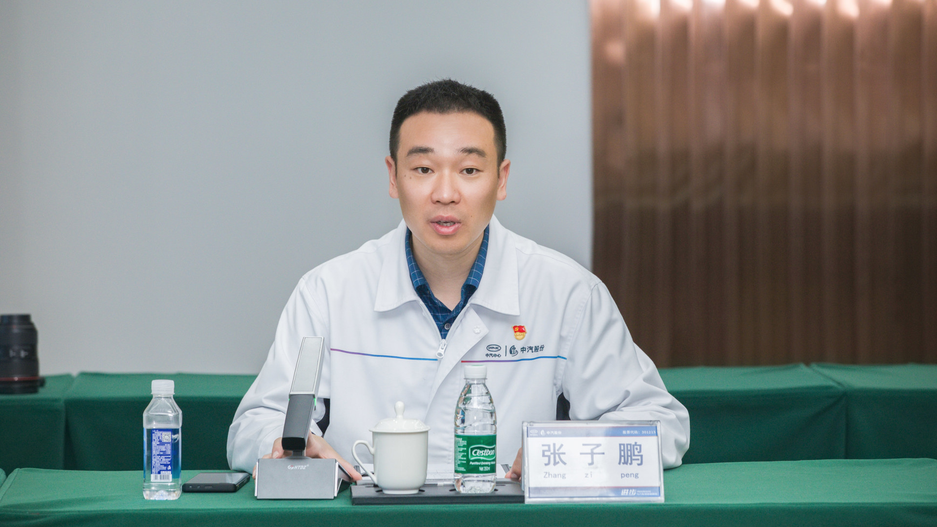 081A3305 拷贝.jpg 081A3305 拷贝.jpg